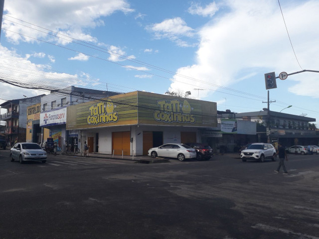 Alugo ponto comercial