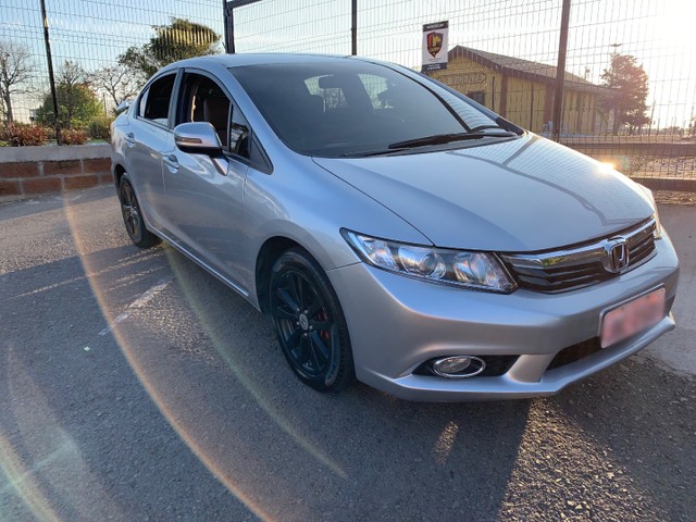 CIVIC LXR 2.0 2014