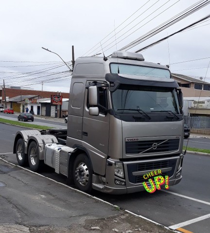 FH 500 GLOBETROTER 6X2 ANO 2012