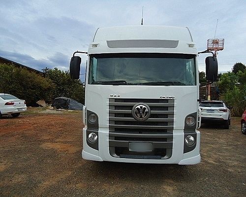 VW 24-280 BAÚ SECO 2013