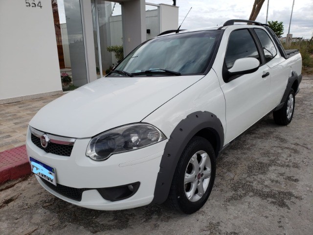 FIAT STRADA ?CD? 1.6 \ TRACKING \ CABINE DUPLA \ ANO 2013 ?COMPLETA?