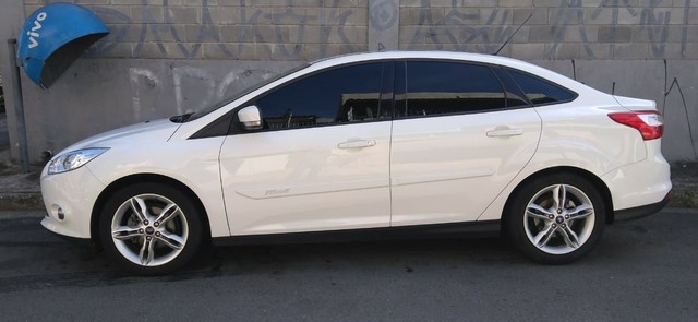 VENDO FORD FOCUS NEGOCIO