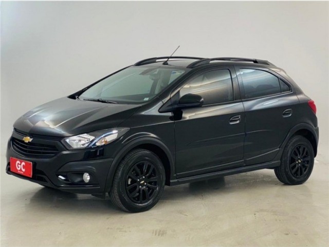 CHEVROLET ONIX ACTIVE 8V FLEX 4P AUTOMÁTICO 18 MIL KM