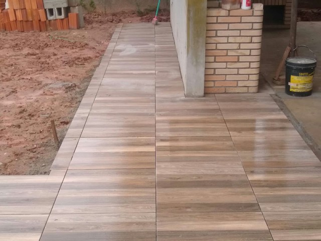 Profissional em assentamento de qualquer tipo de porcelanato e cerâmica  - Foto 2