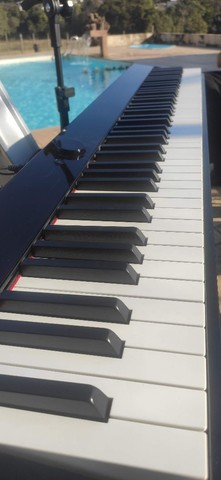 Piano Casio PXS-3000 com  pedal triplo  - Foto 4