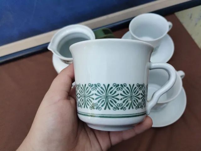 LINDO E ANTIGO JOGO PARA CHÁ E CAFÉ EM PORCELANA POZZANI. - Antiguidades -  Feliz 1053908953