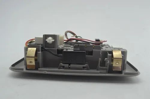Luz Luminária Cortesia Teto Toyota Yaris 2018 2019 Original - Foto 5