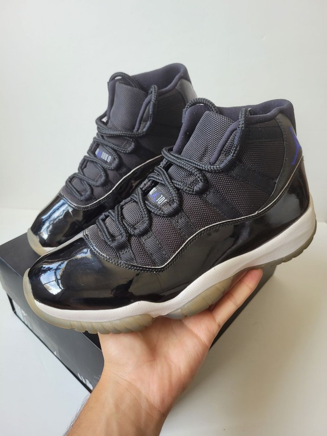 Tênis nike Air jordan 11 high space Jam 40