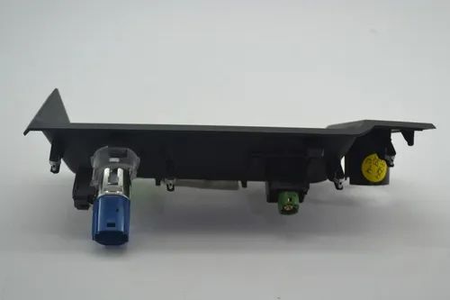 Moldura Tomada Usb 12v Console Audi A4 2018 Original 8w18641 - Foto 3