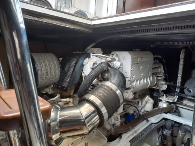 Phantom 500 HT 2007 com 2.188hrs motores diesel yanmar, gerador onan 11kvs, 25 + 1 passage - Foto 10