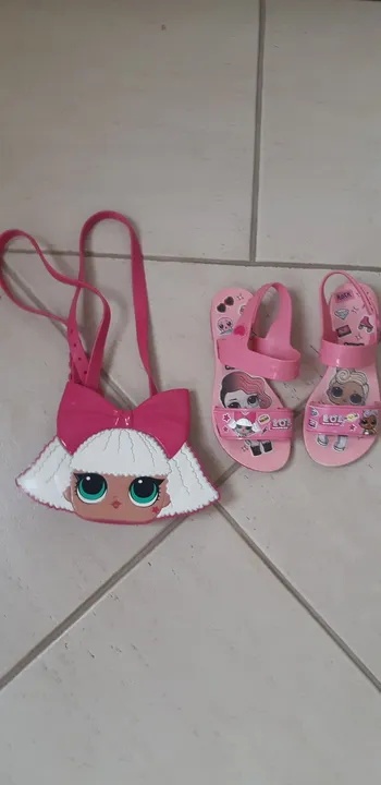 Sandalia LOL com mochila 32/33