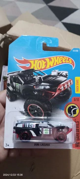 Hot Wheels Dune Crusher 6/10