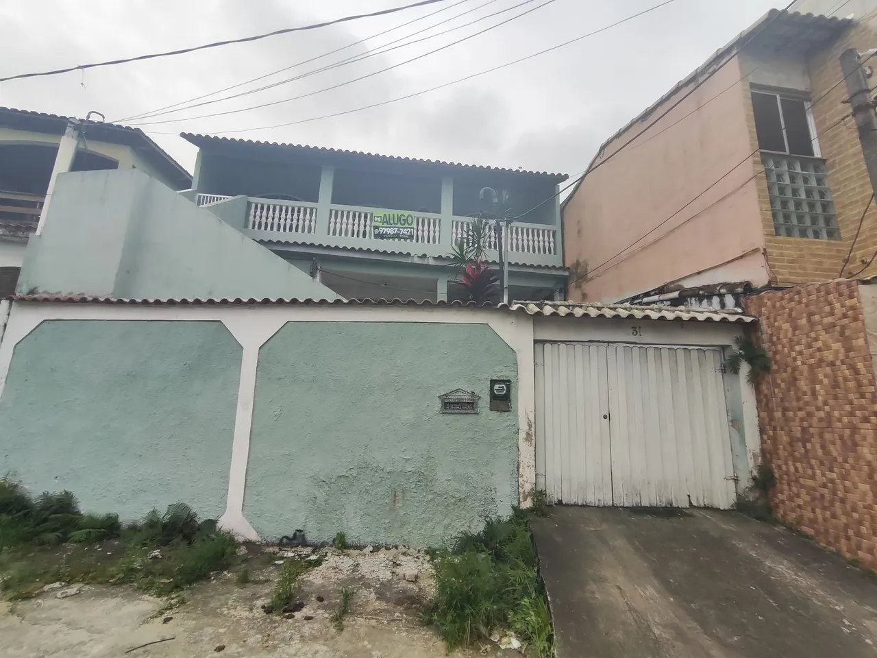 Vendo 2 casas independentes em ótima localização Santa Cruz Rj