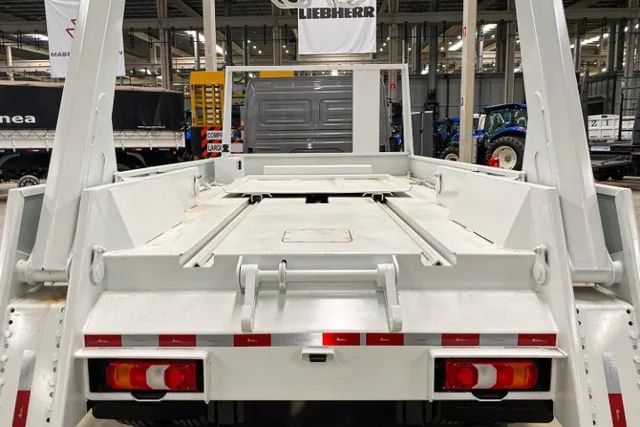 MB Atego 1719/48 25/25 Polinguindaste Duplo Não Articulado 9 Ton - Foto 7