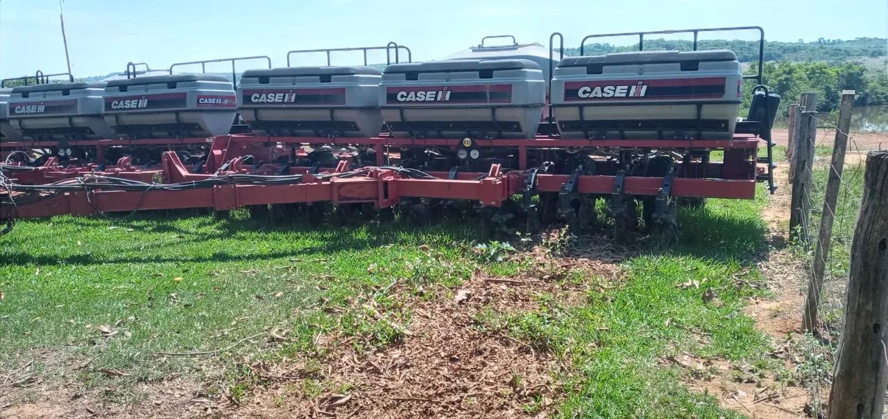 Pllantadeira CASE 26 linhas - Foto 5