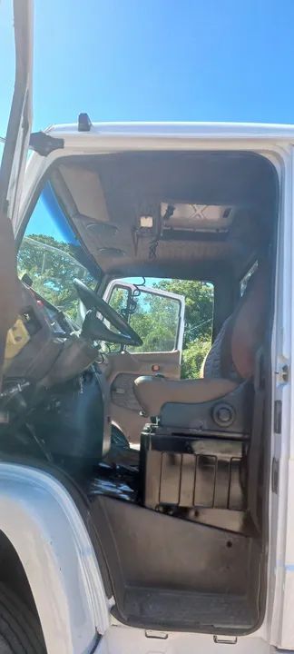 Caminhão tele entulho - Ótimo estado! - Foto 4