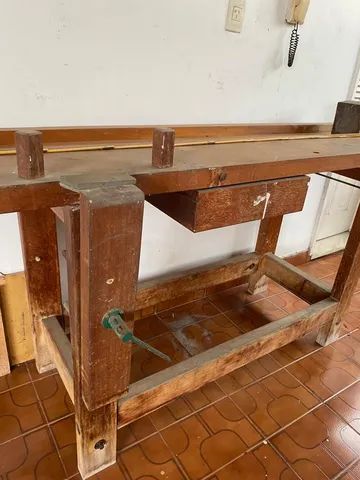 Bancada banco Marcenaria marceneiro madeira maciça com morças e gavetas