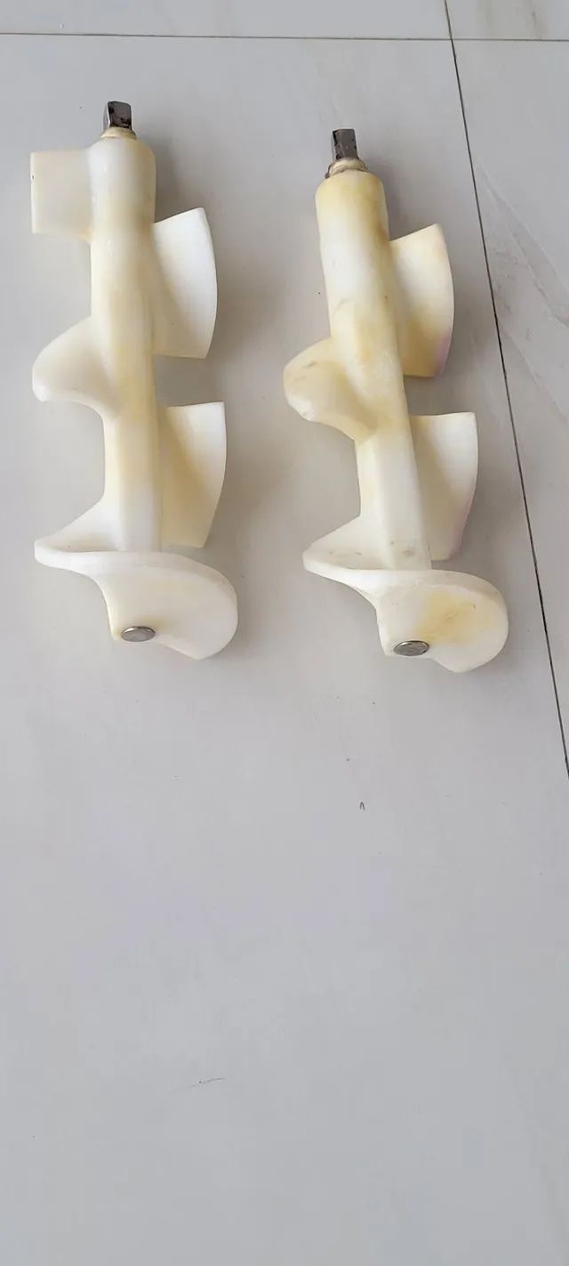 Vende se um par de agitador ou misturado da maquina de sorvete  suprema - Foto 4