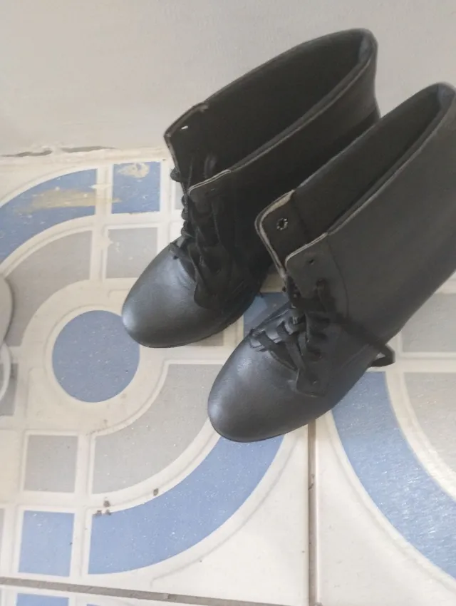 Olx botas femininas store usadas