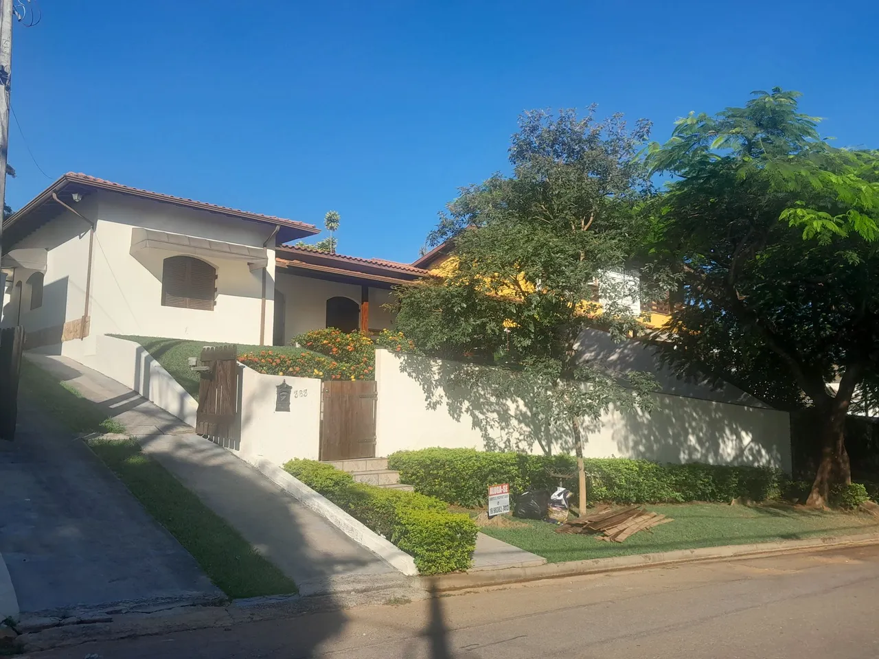 Casa para alugar em Condomínio Marambaia, Vinhedo, SP.