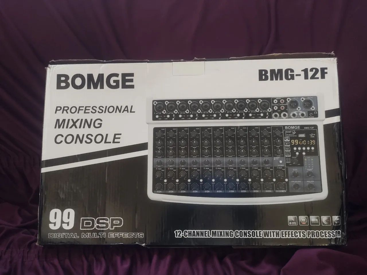 Mesa de Som Mixer BOMGE BMG-12F 12 Canais com Efeitos, USB e Gravação.