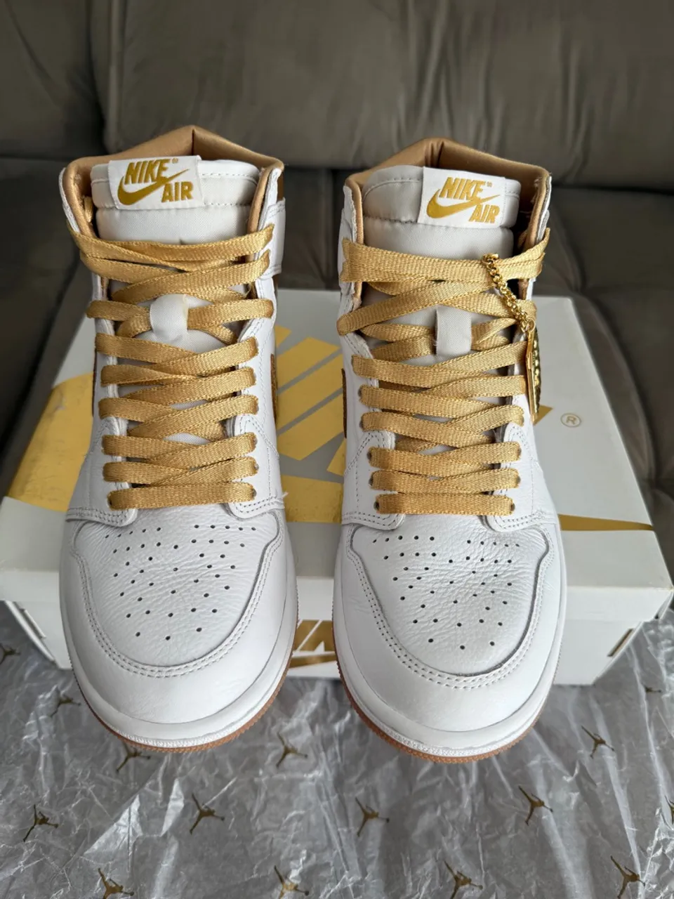 Air Jordan 1 MVP High OG Gold Metalic