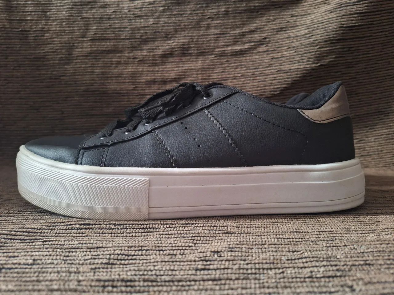 Tênis Preto Feminino - Trendee