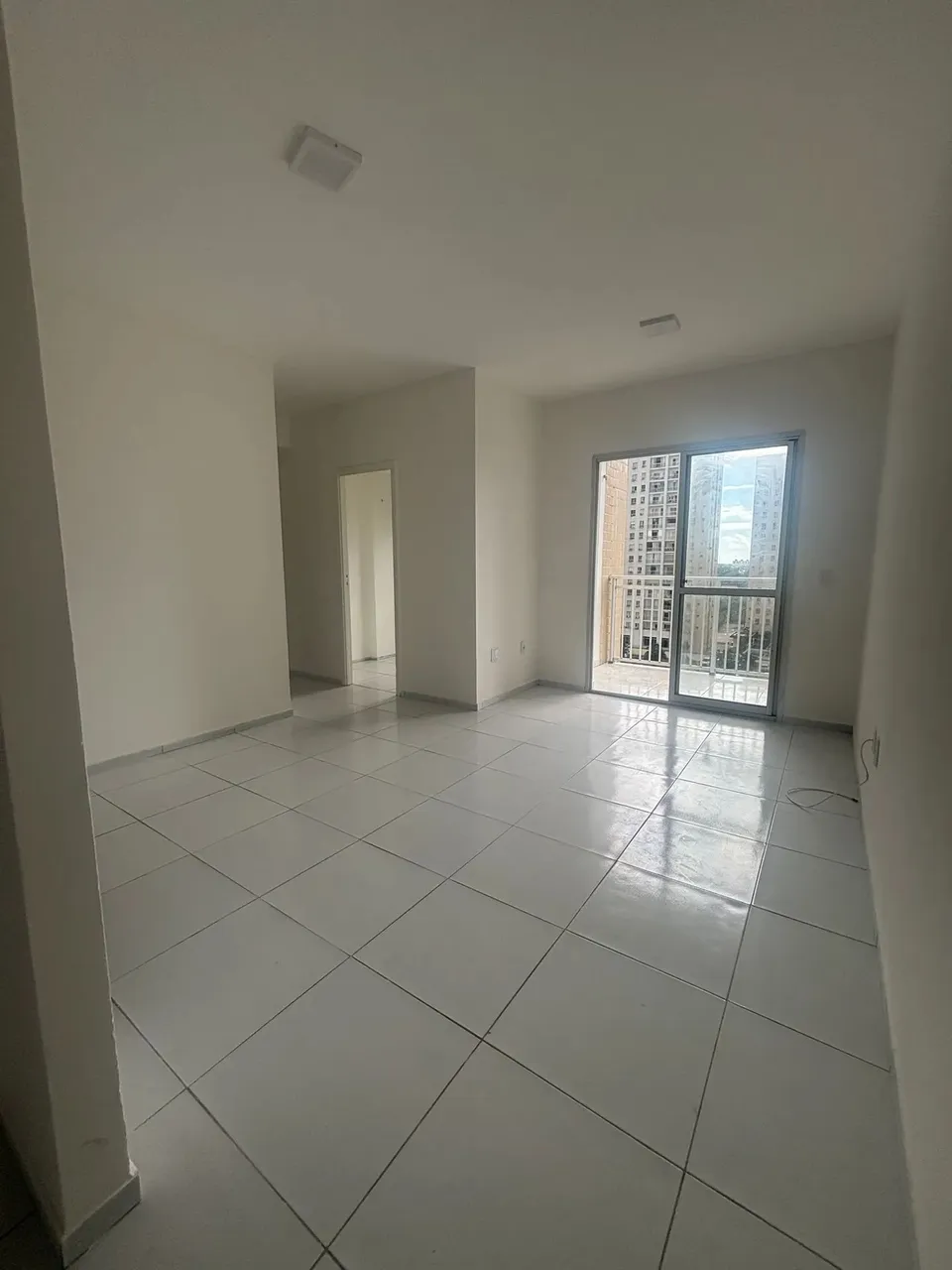 ALUGO EXCELENTE APARTAMENTO BRISAS ALTO DO CALHAU!
