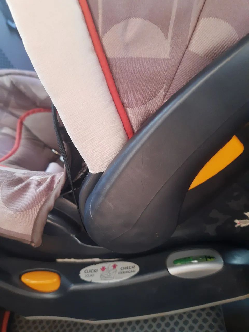 Desapego Bebê Conforto Chicco KeyFit (Clássico) + Base | Super Seguro!<br> - Foto 4