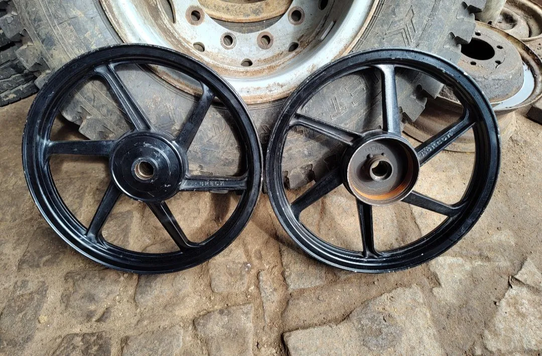 Rodas de moto esportivas novas