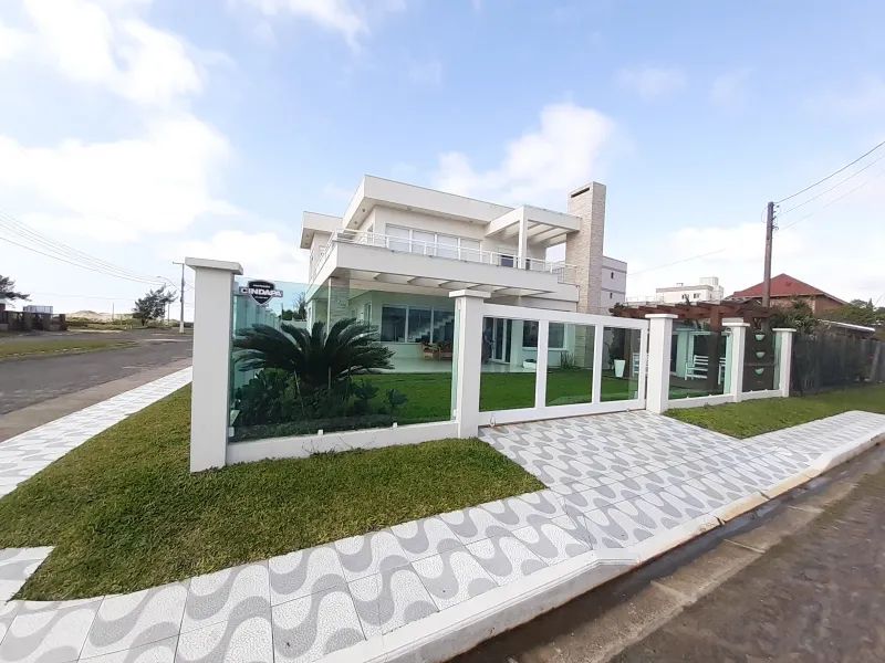 Magnífico Sobrado de cinema em Tramandaí 1 quadra do mar - Foto 3