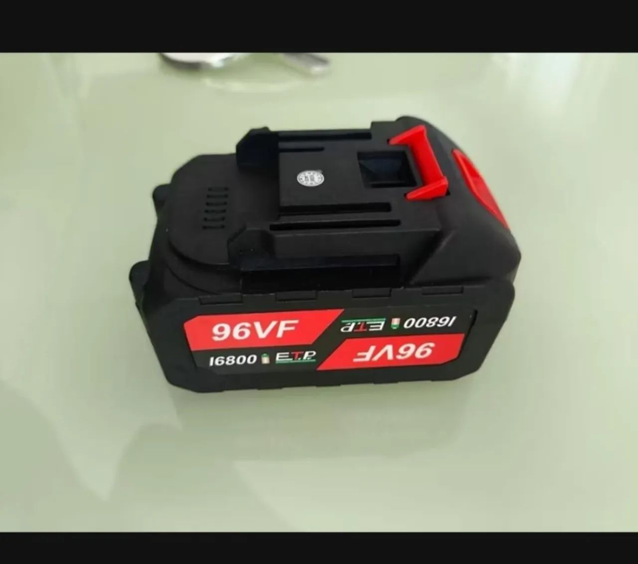 Bateria 96VF 4000mAh para Ferramentas parafusadeira chave de impacto padrão Makita 