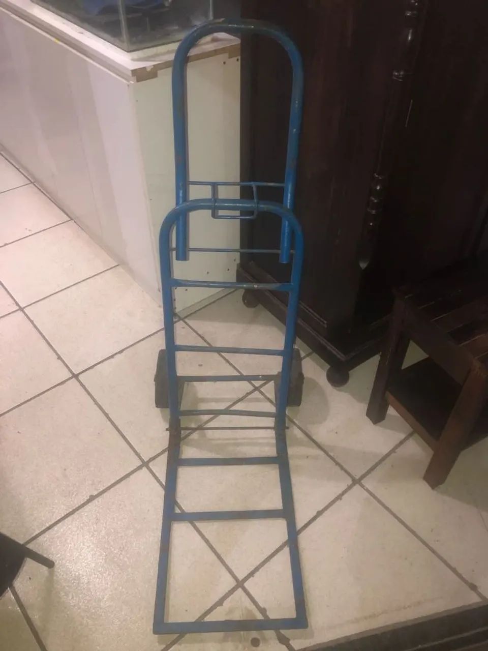 Vendo Carrinho de Carga em Excelente Estado