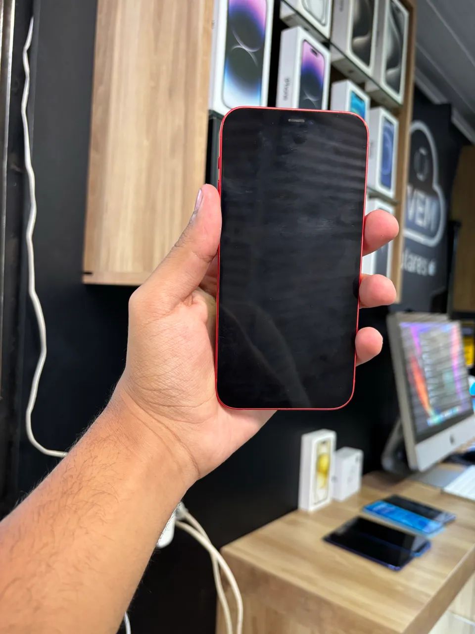 iPhone 12 64 gb vermelho  - Foto 2