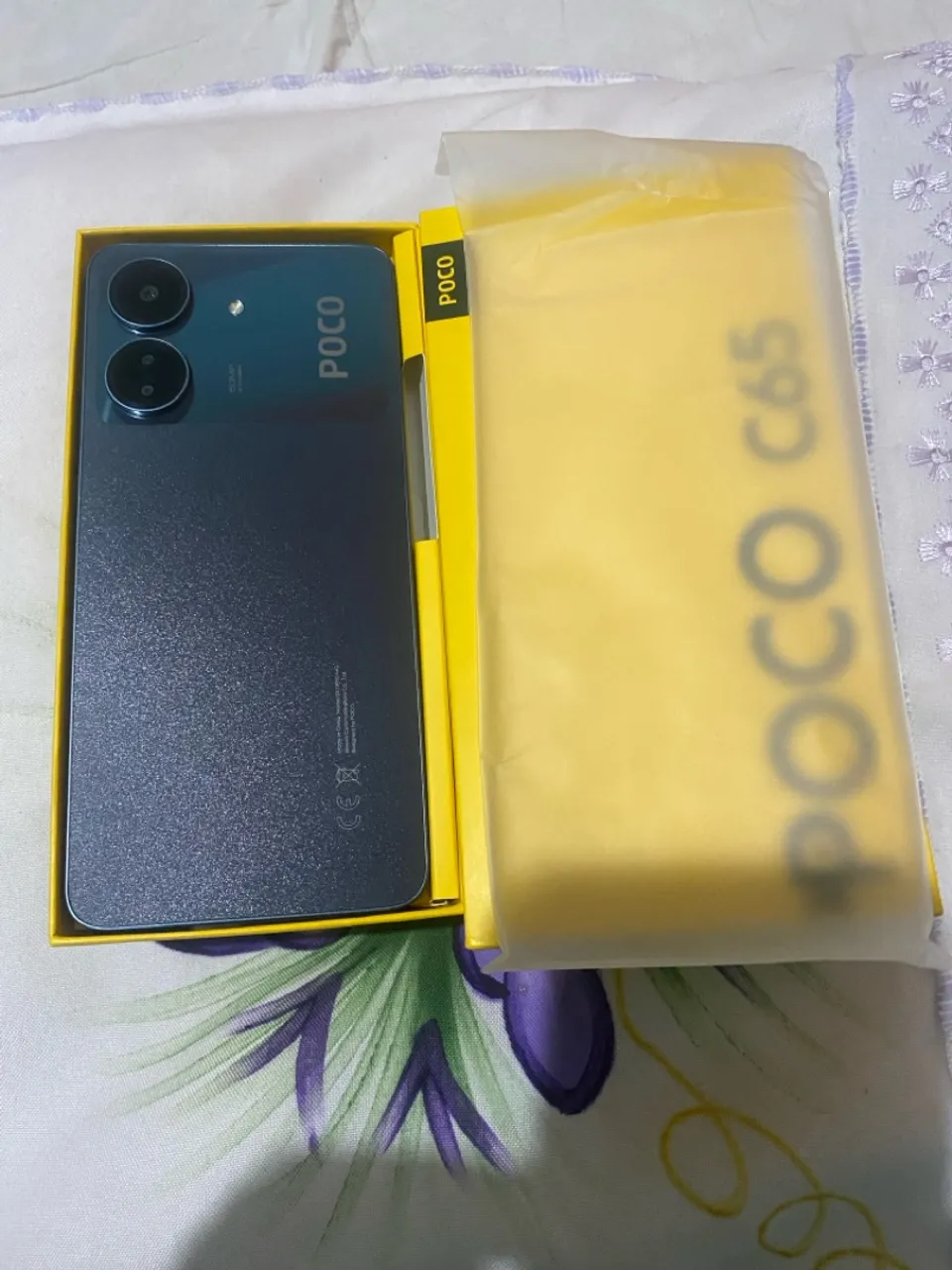 Vendo um celular Xiaomi Redmi Poco c65