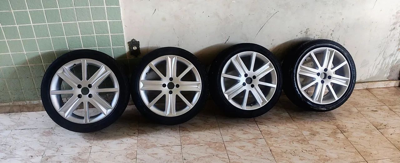 Jogo de Rodas Aro 17 VW Original - Foto 4