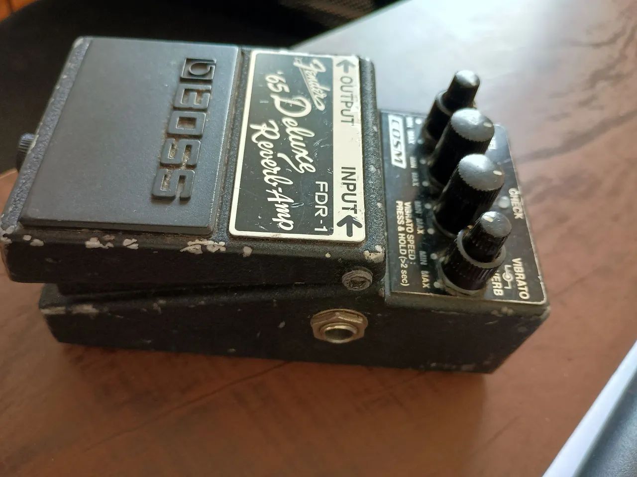 Pedal Fender '65 Deluxe Reverb-Amp - BOSS FDR-1 - Instrumentos