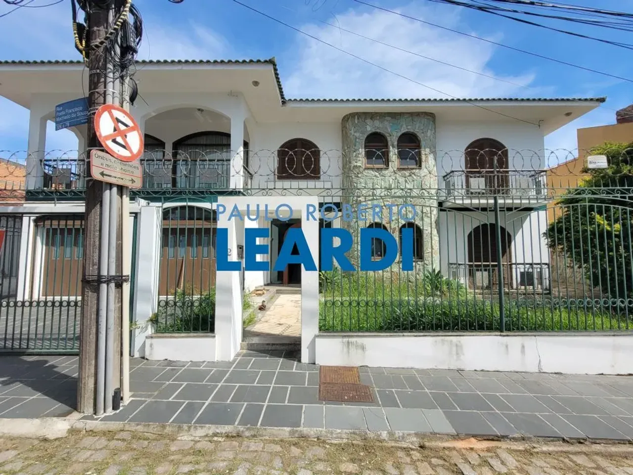 CASA TÉRREA - ESTREITO - SC
