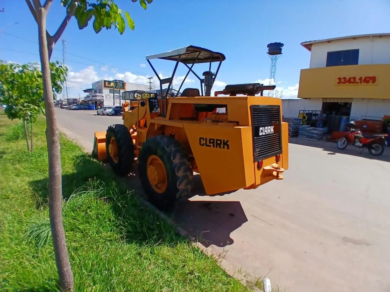 Pá Carregadeira Clark
