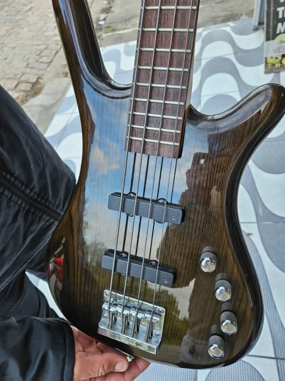 Baixo Warwick 4 cordas - Foto 4