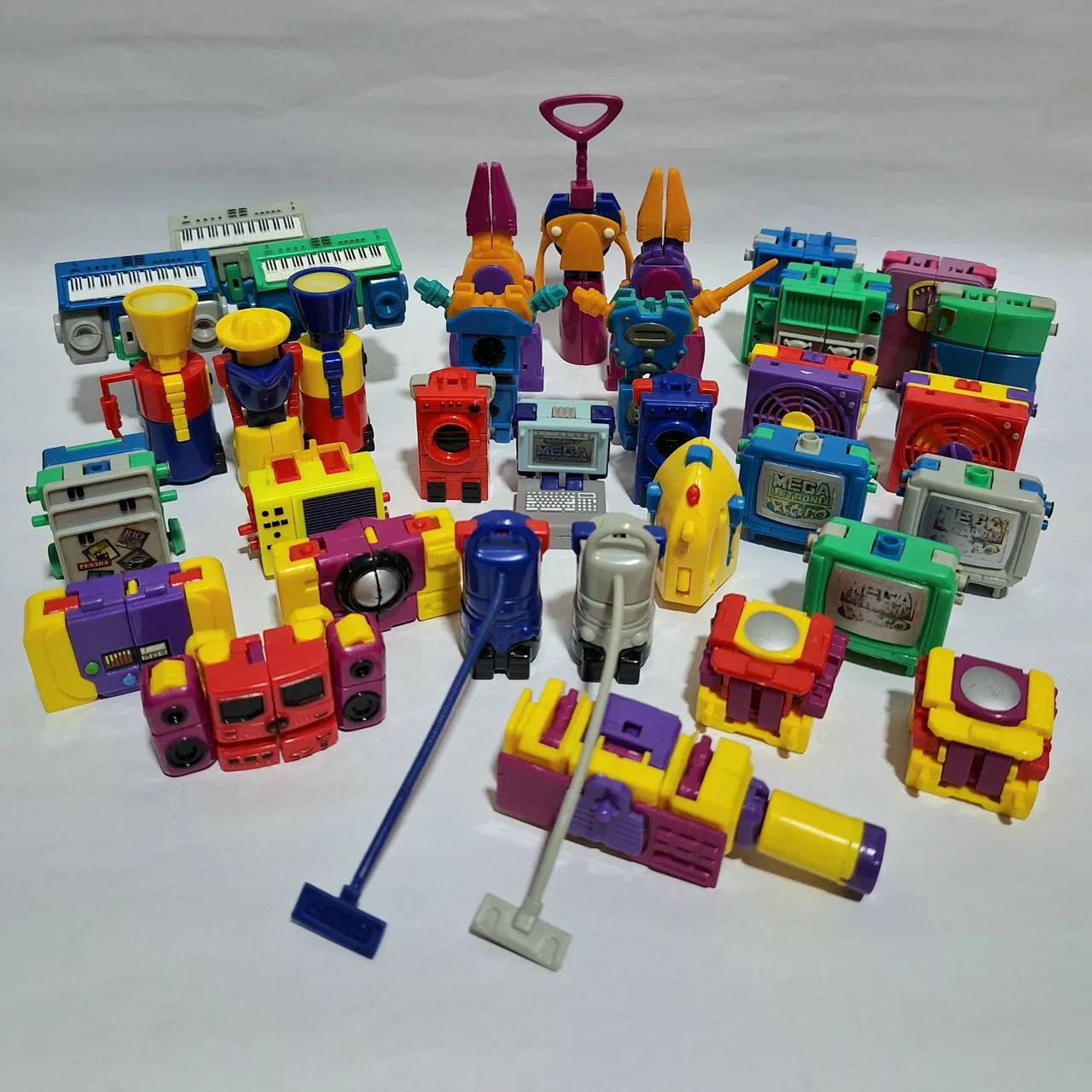 Mega Letronix | Revista Recreio (Unidade)