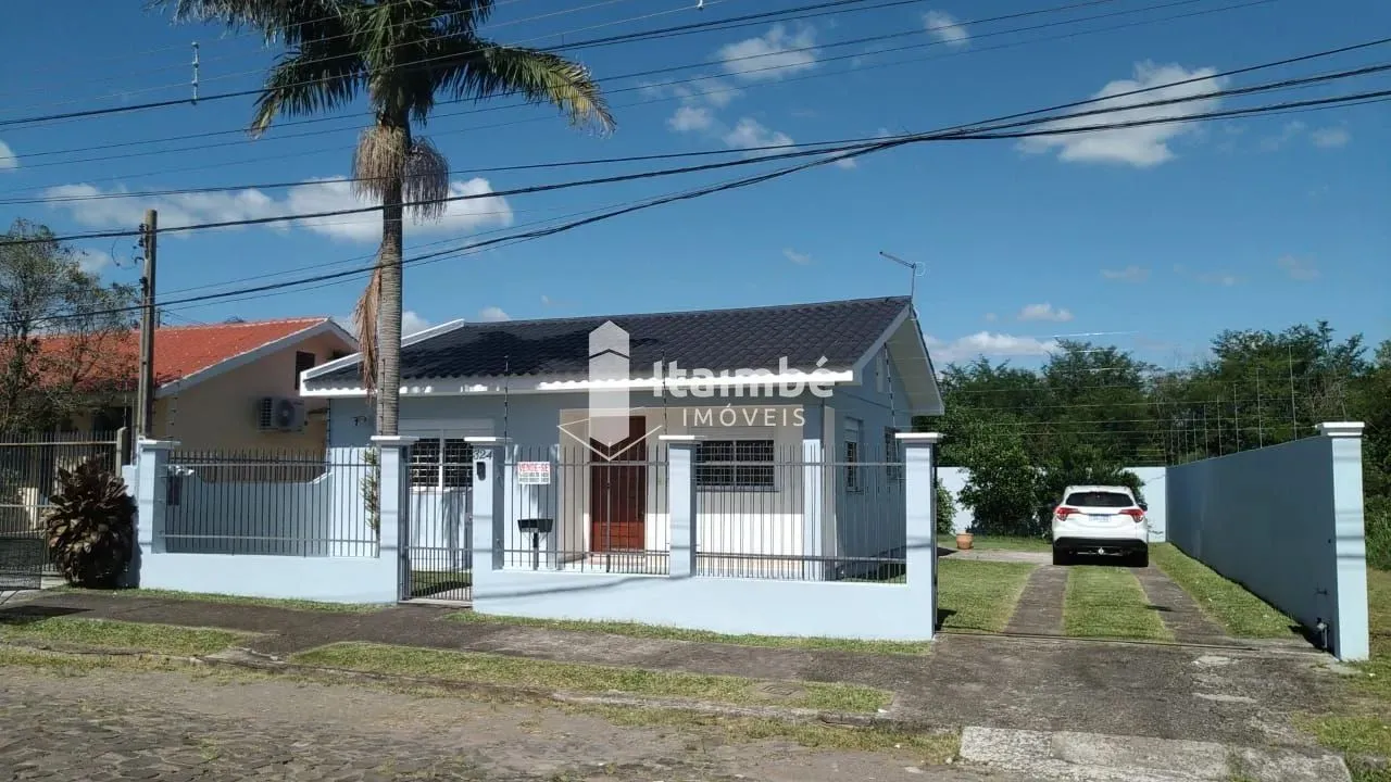 " Oportunidade Única: Casa com 2 Dormitórios e Excelente Localização em Camobi!