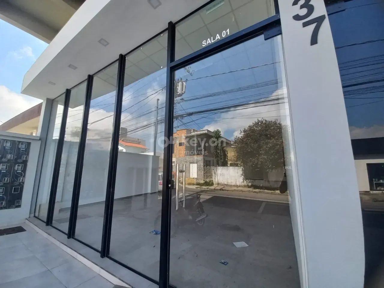 Sala para aluguel, 2 vagas, Centro - Tubarão/SC - Foto 2