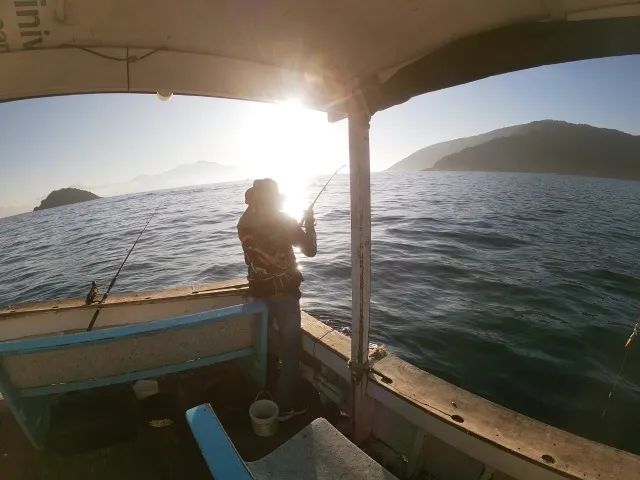 ALUGUEL DE BARCO PARA PASSEIOS,MERGULHOS,PESCARIAS E FRETE PARA NAVIOS - Foto 15