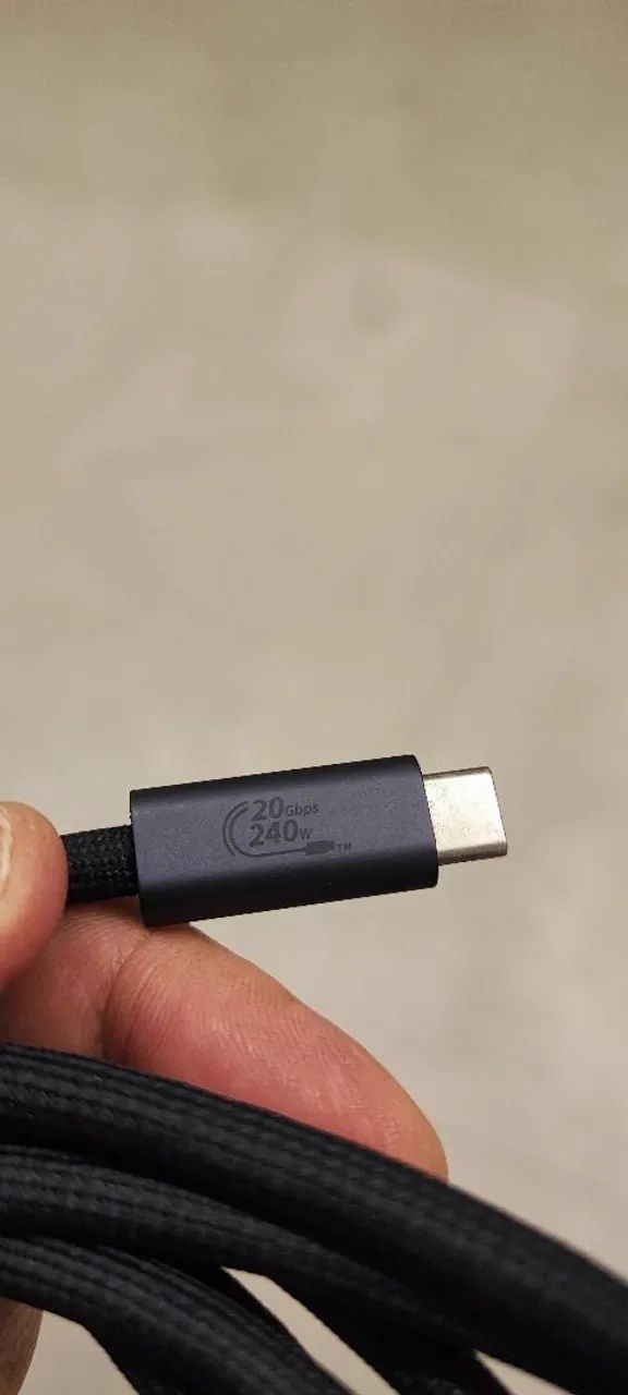 Cabo Baseus USB-C 240W 20Gbps - Foto 4