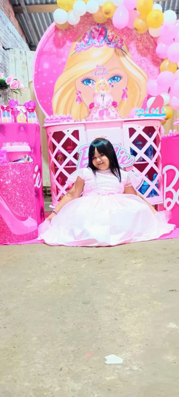 Vestido de princesa Barbie para menina