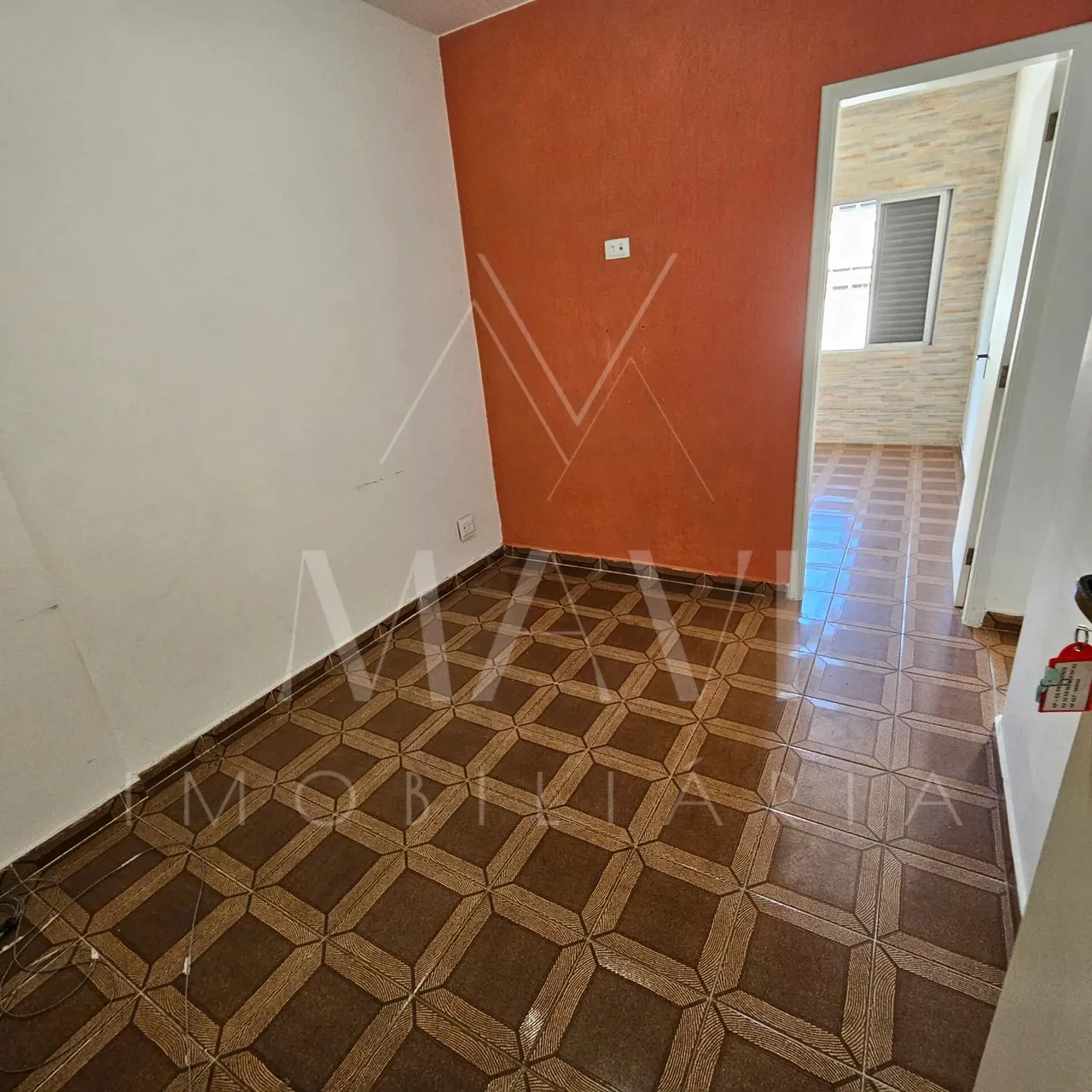 Apartamento 1 dormitório na quadra da praia em vila mirim, Praia Grande/SP