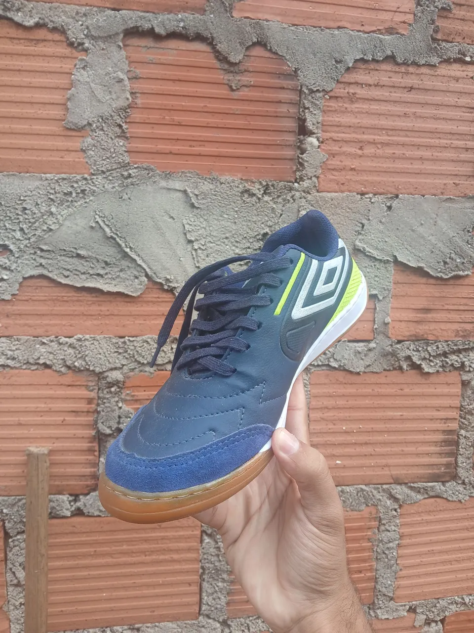 Chuteira Futsal Umbro - Tamanho 39