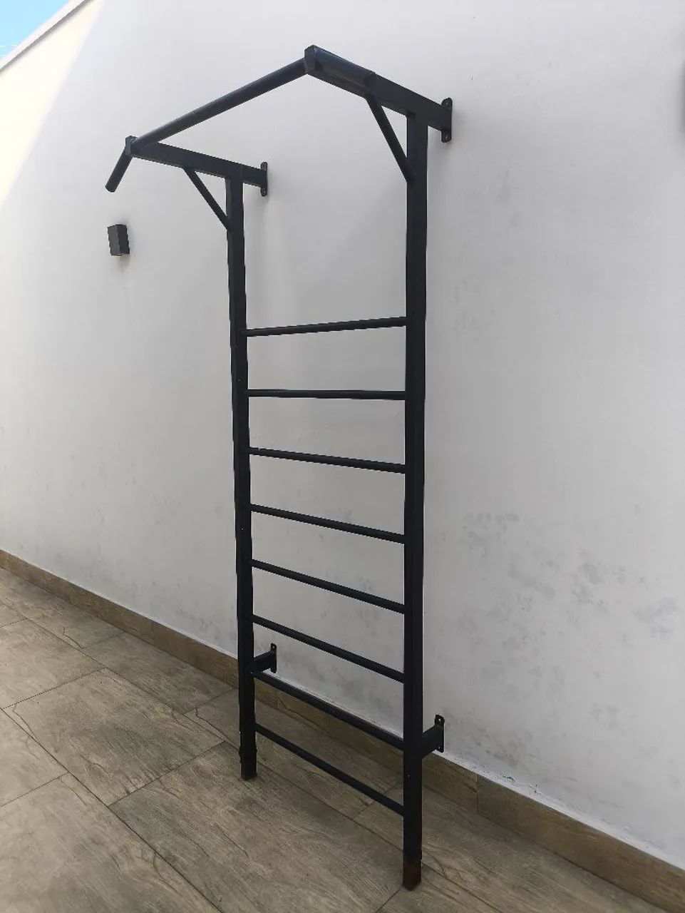 Barra de Supino e Escada de Parede para Treino em Casa - Foto 3