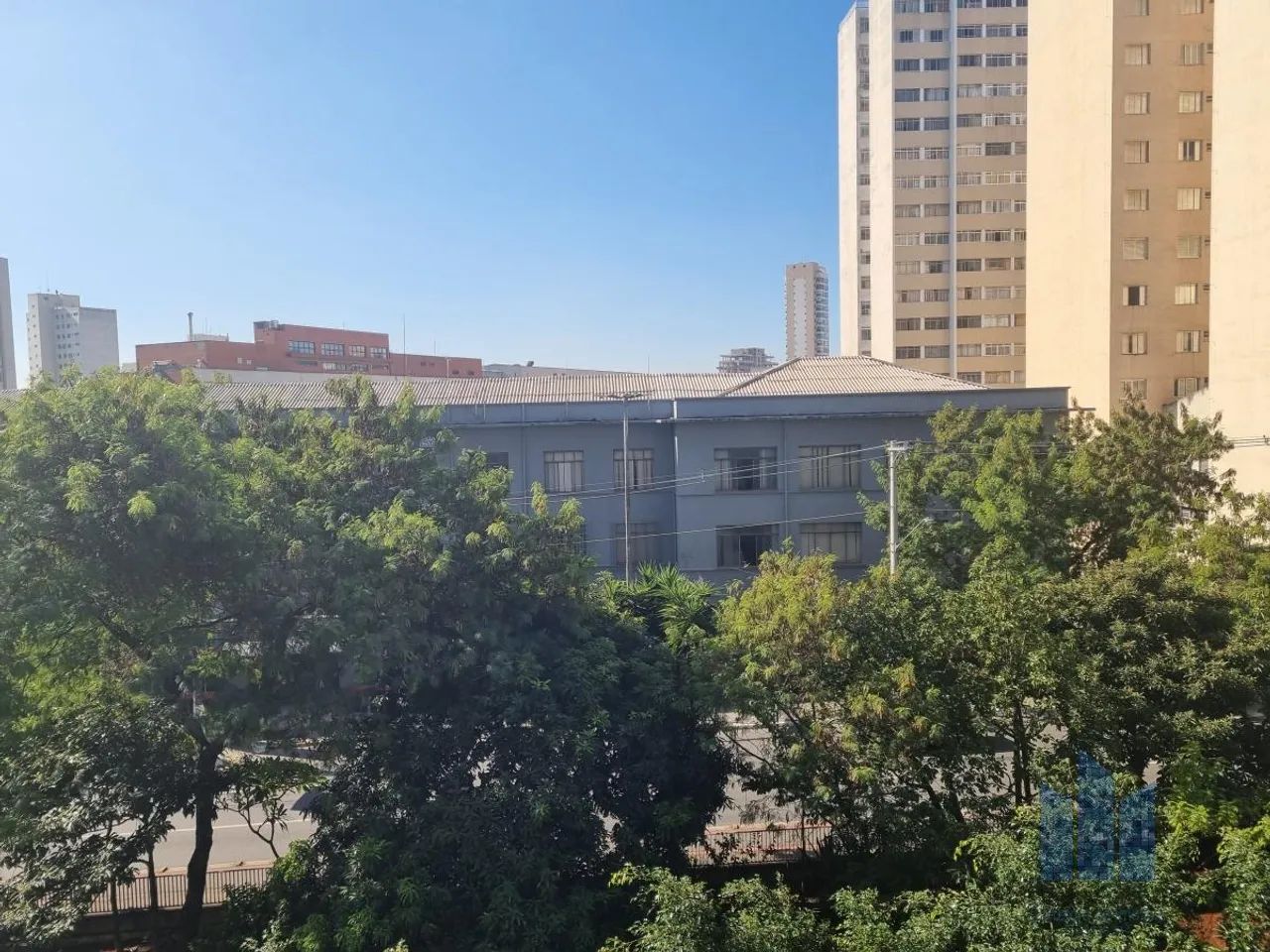 Conjunto Comercial para Venda em São Paulo, Liberdade, 2 banheiros, 1 vaga - Foto 4